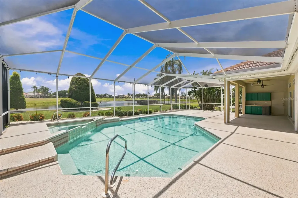 2116 Platinum Drive Sun City Center FL 33573