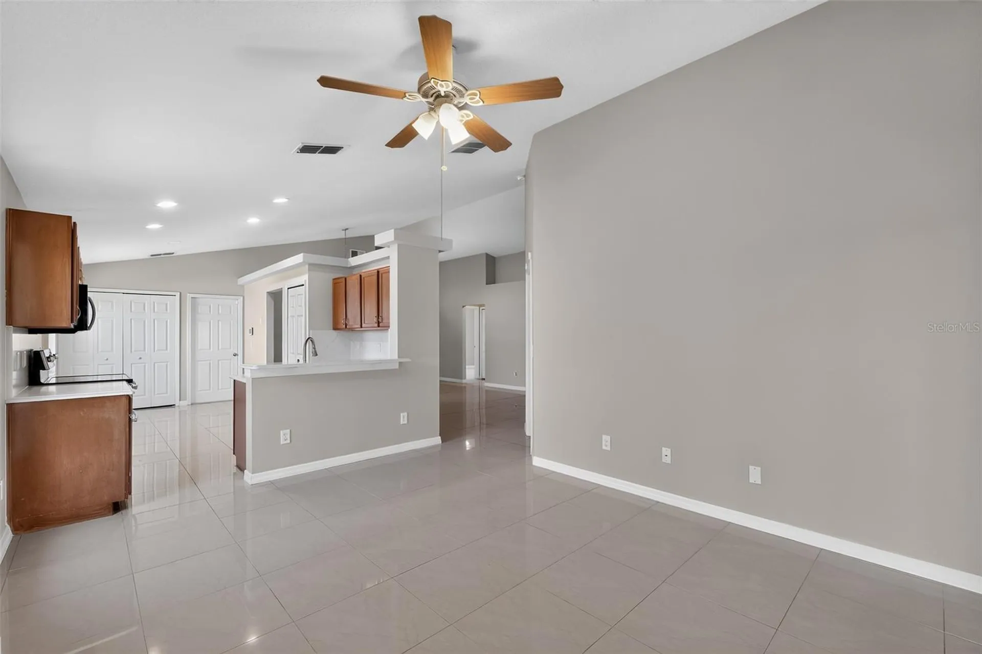 4027 Longworth Loop Kissimmee FL 34744