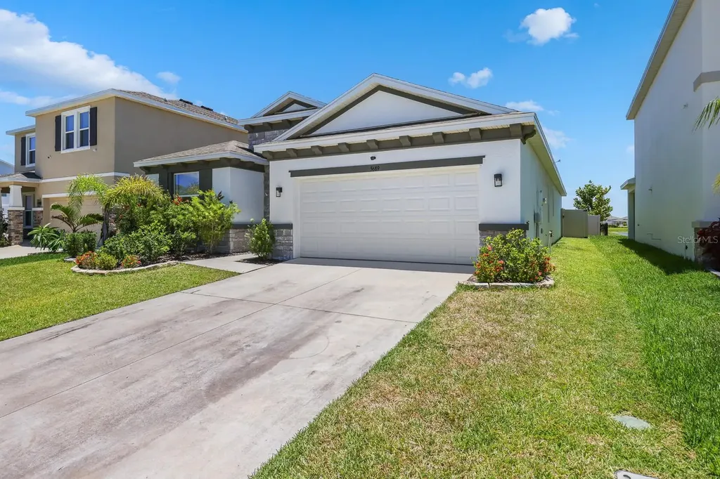 5689 Hawks Cay Street Apollo Beach FL 33572