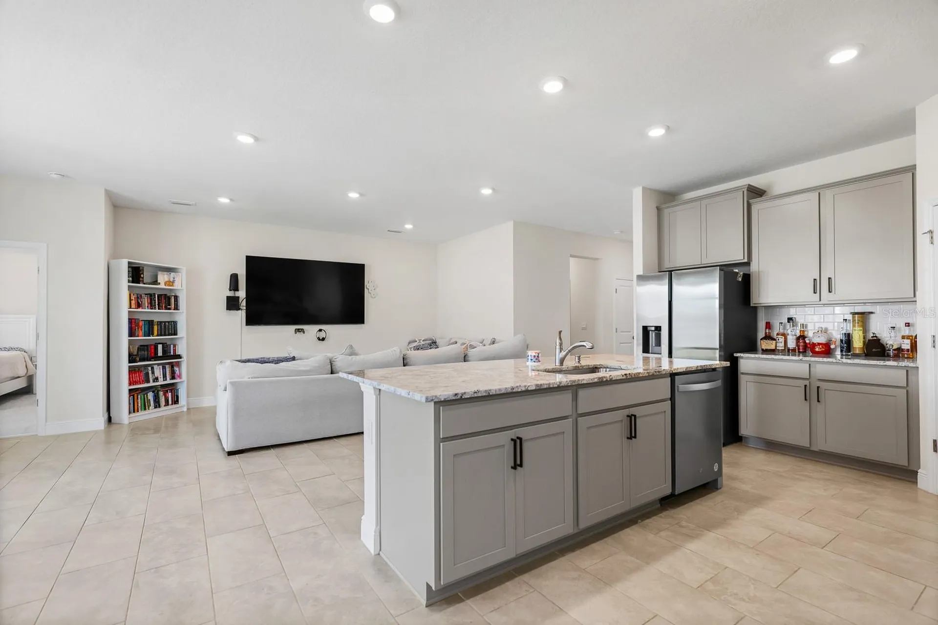 5689 Hawks Cay Street Apollo Beach FL 33572
