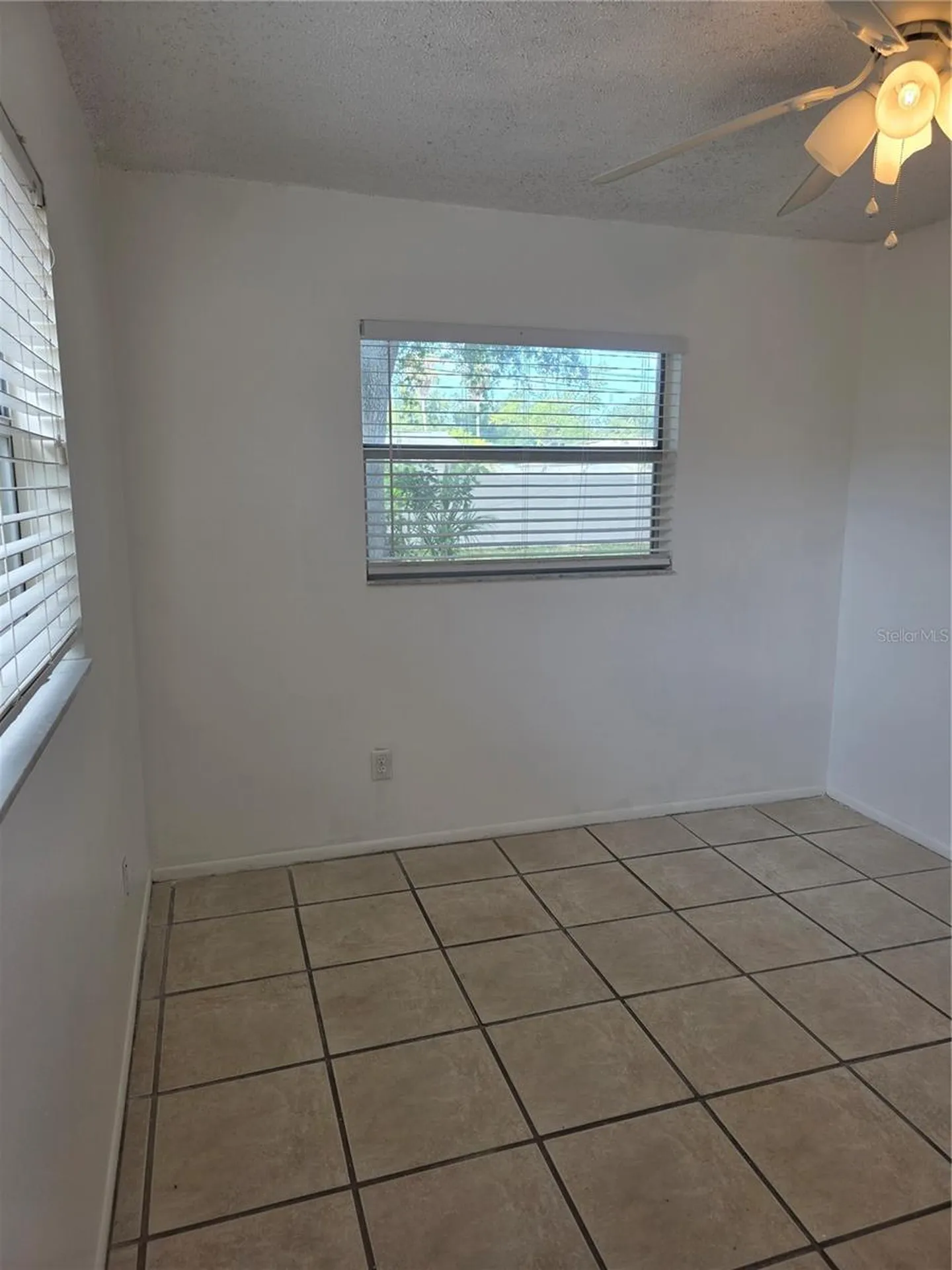 3074 Pine Tree Avenue Largo FL 33771