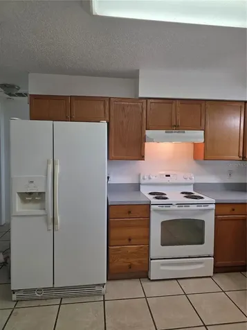 3074 Pine Tree Avenue Largo FL 33771