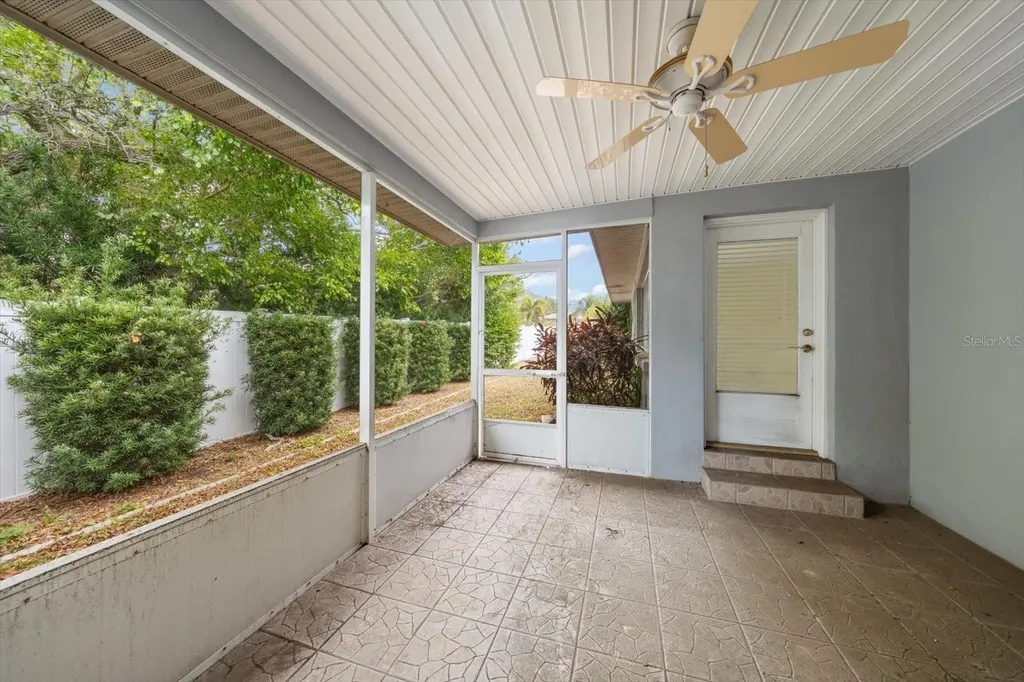 230 Garden Circle Belleair FL 33756