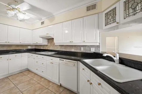 230 Garden Circle Belleair FL 33756