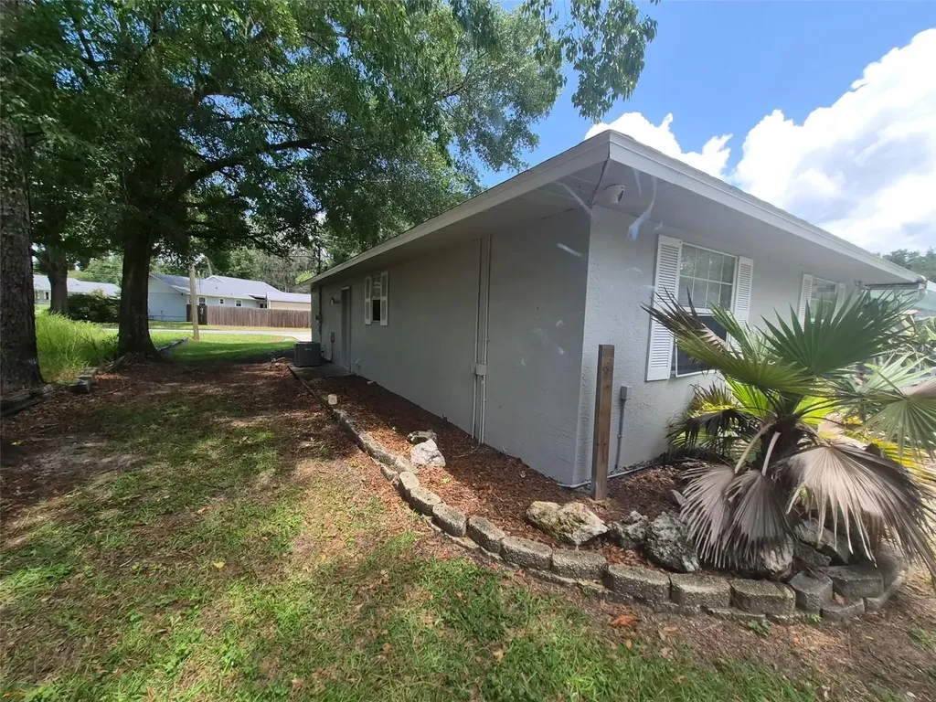 9 Teak Way Drive Ocala FL 34472