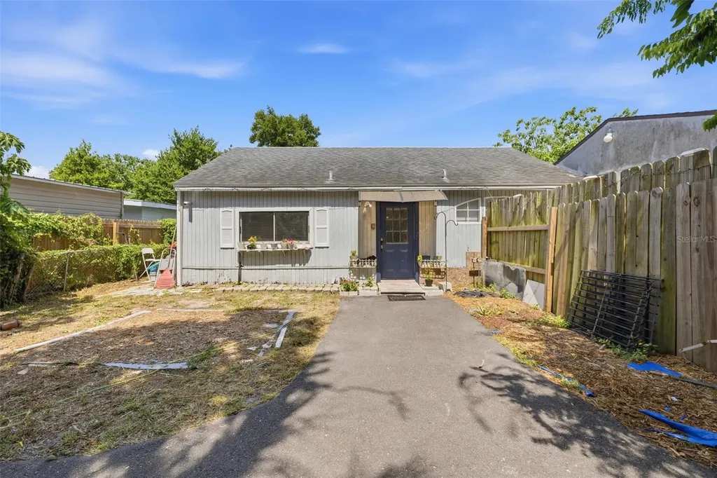 2706 E Annie Street Tampa FL 33612