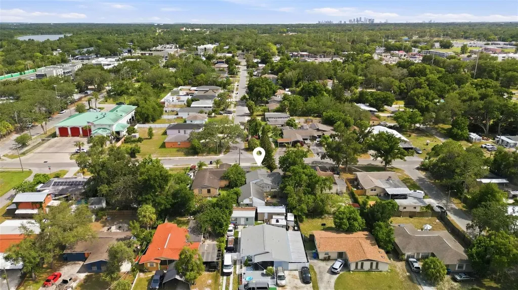 2706 E Annie Street Tampa FL 33612