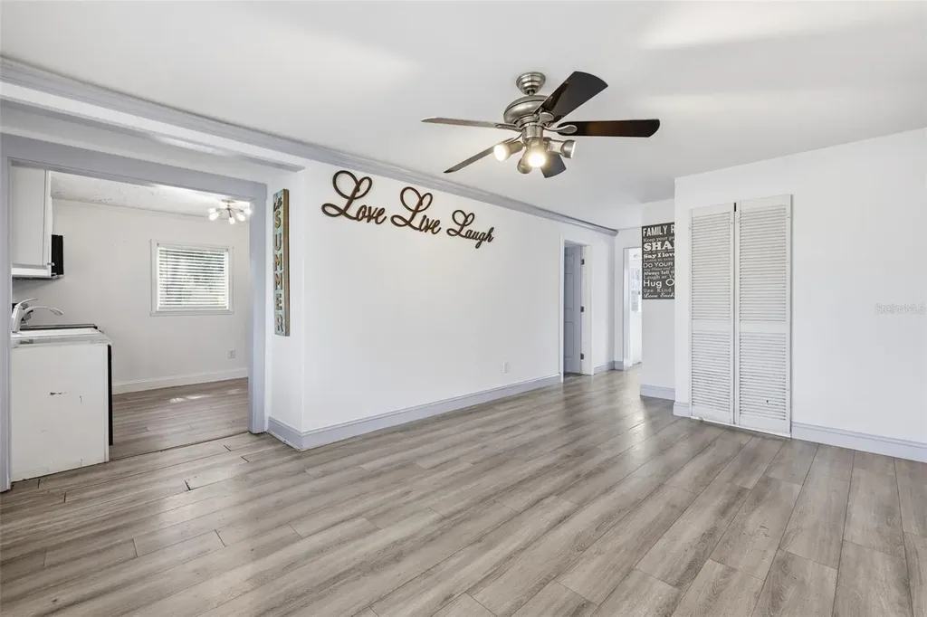 2706 E Annie Street Tampa FL 33612