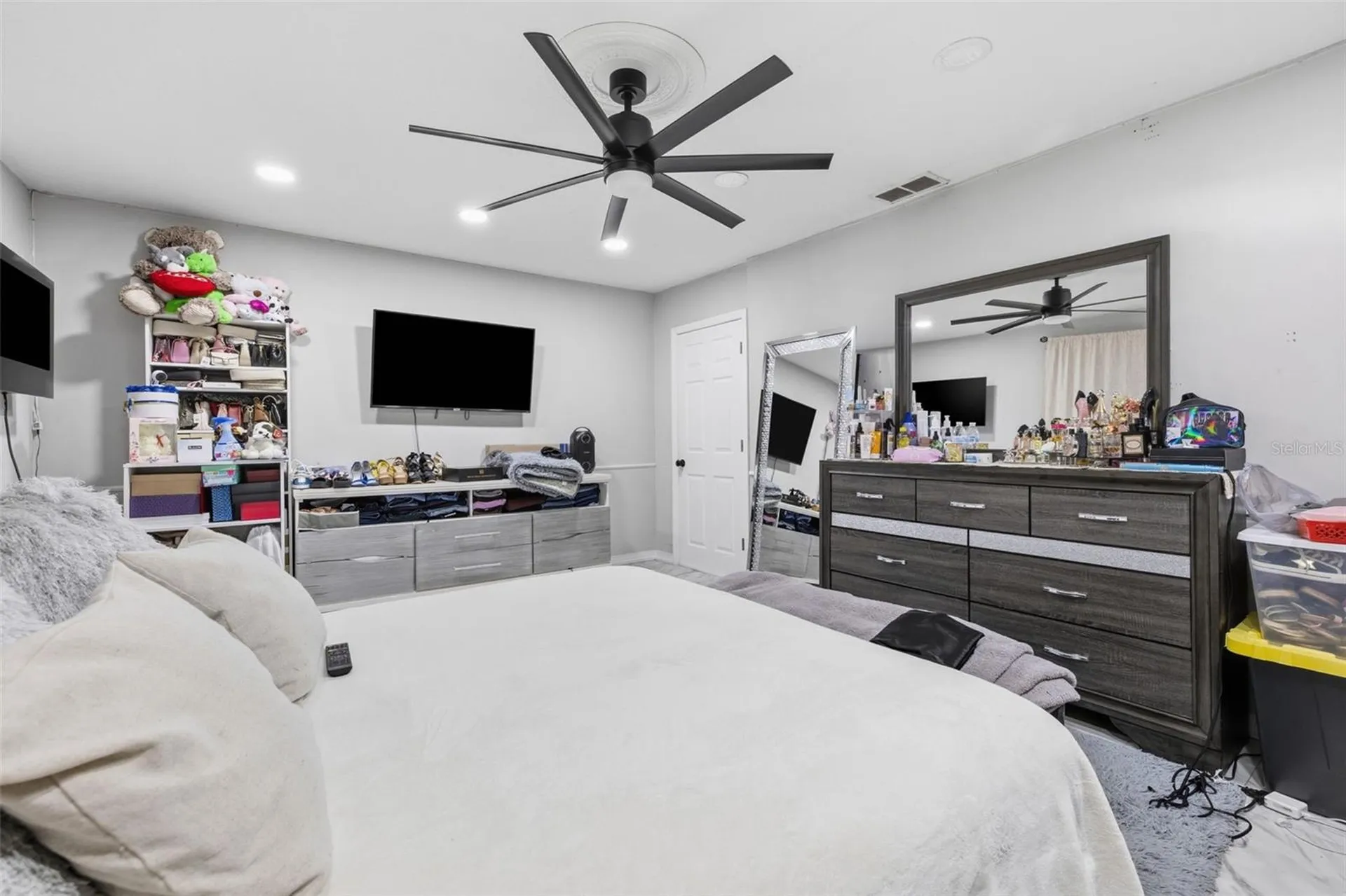 2706 E Annie Street Tampa FL 33612