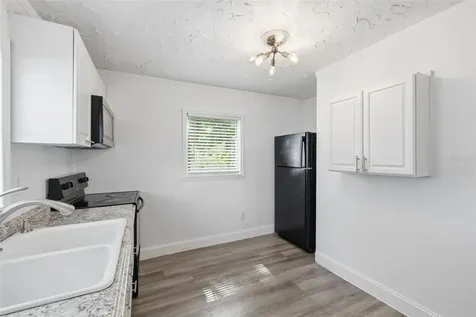 2706 E Annie Street Tampa FL 33612