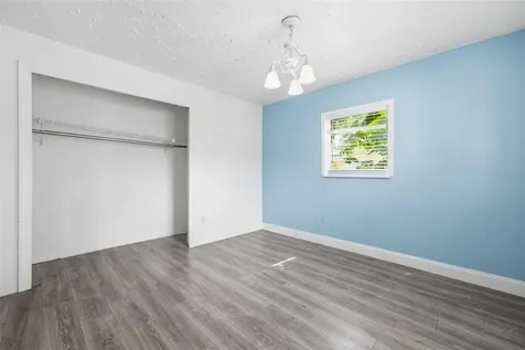 2706 E Annie Street Tampa FL 33612