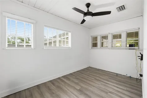 2706 E Annie Street Tampa FL 33612