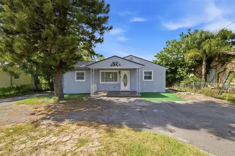 2706 E Annie Street Tampa FL 33612