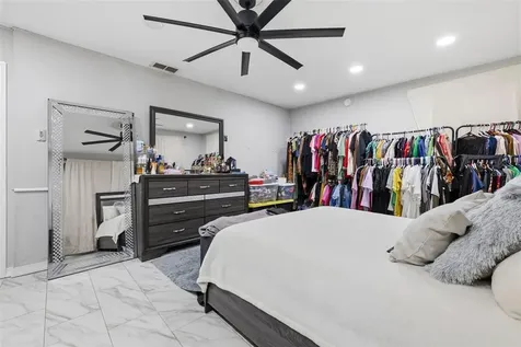 2706 E Annie Street Tampa FL 33612