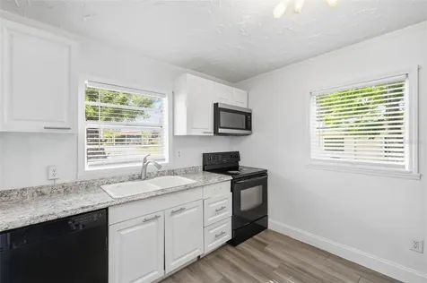 2706 E Annie Street Tampa FL 33612