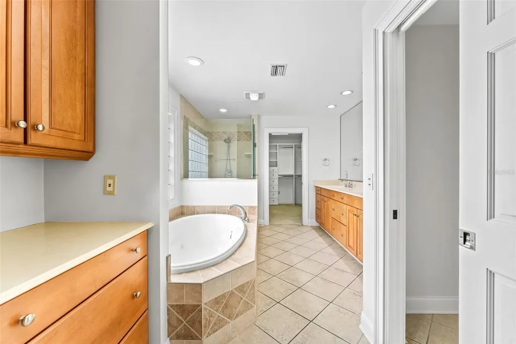 1222 Montcalm Street Orlando FL 32806