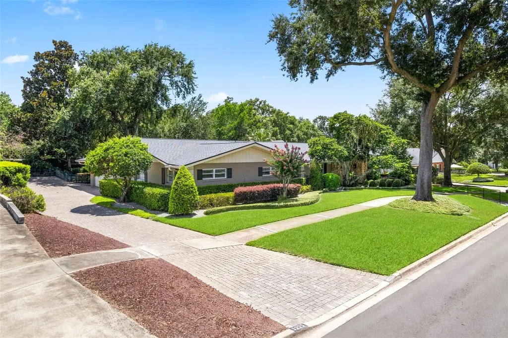 1222 Montcalm Street Orlando FL 32806