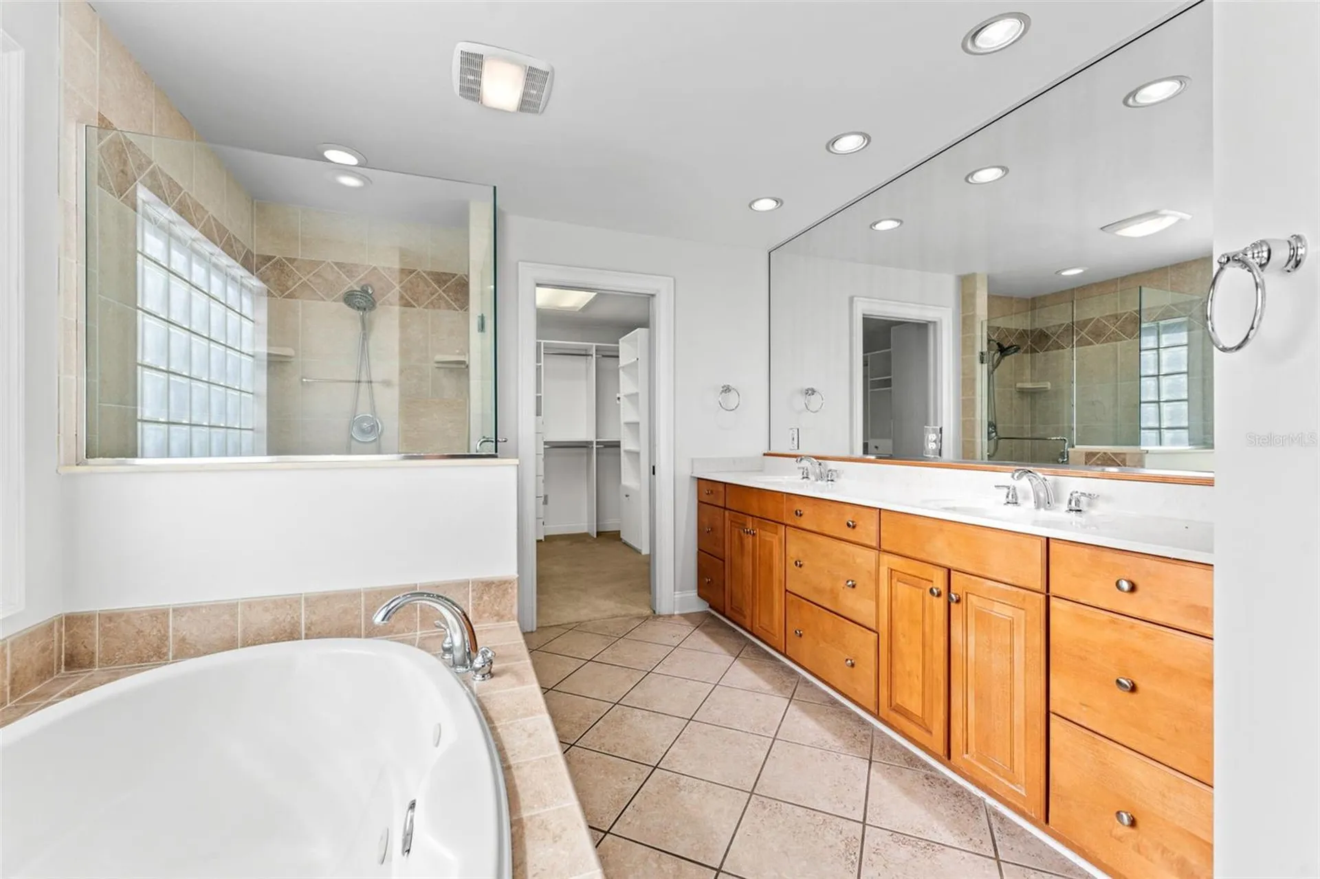 1222 Montcalm Street Orlando FL 32806