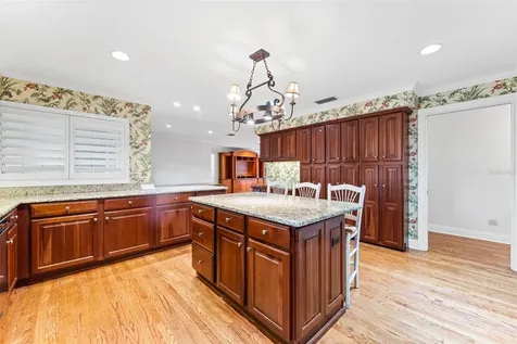 1222 Montcalm Street Orlando FL 32806