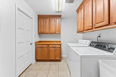 1222 Montcalm Street Orlando FL 32806