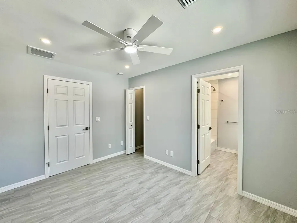 4306 Porpoise Drive Tampa FL 33617