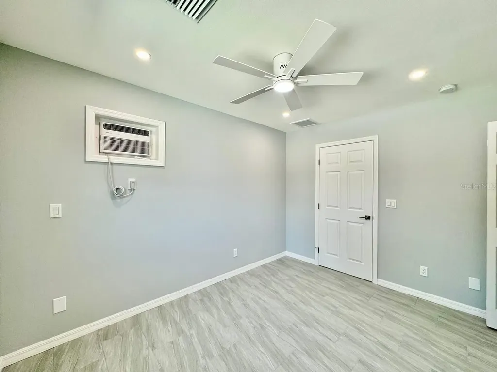 4306 Porpoise Drive Tampa FL 33617