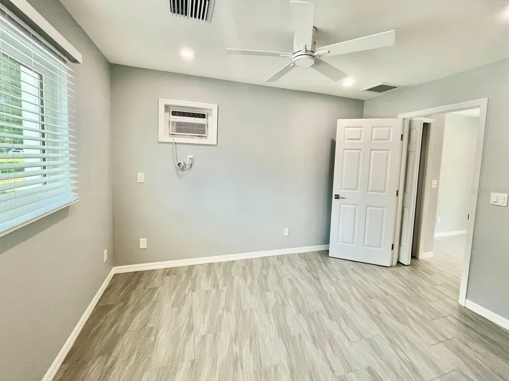 4306 Porpoise Drive Tampa FL 33617