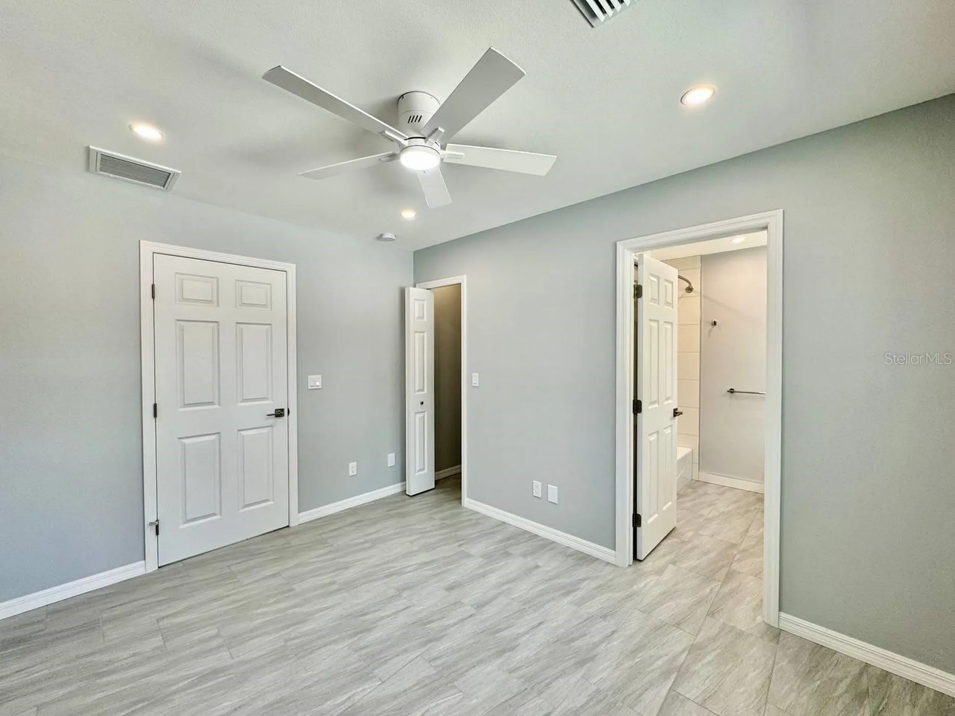 4306 Porpoise Drive Tampa FL 33617