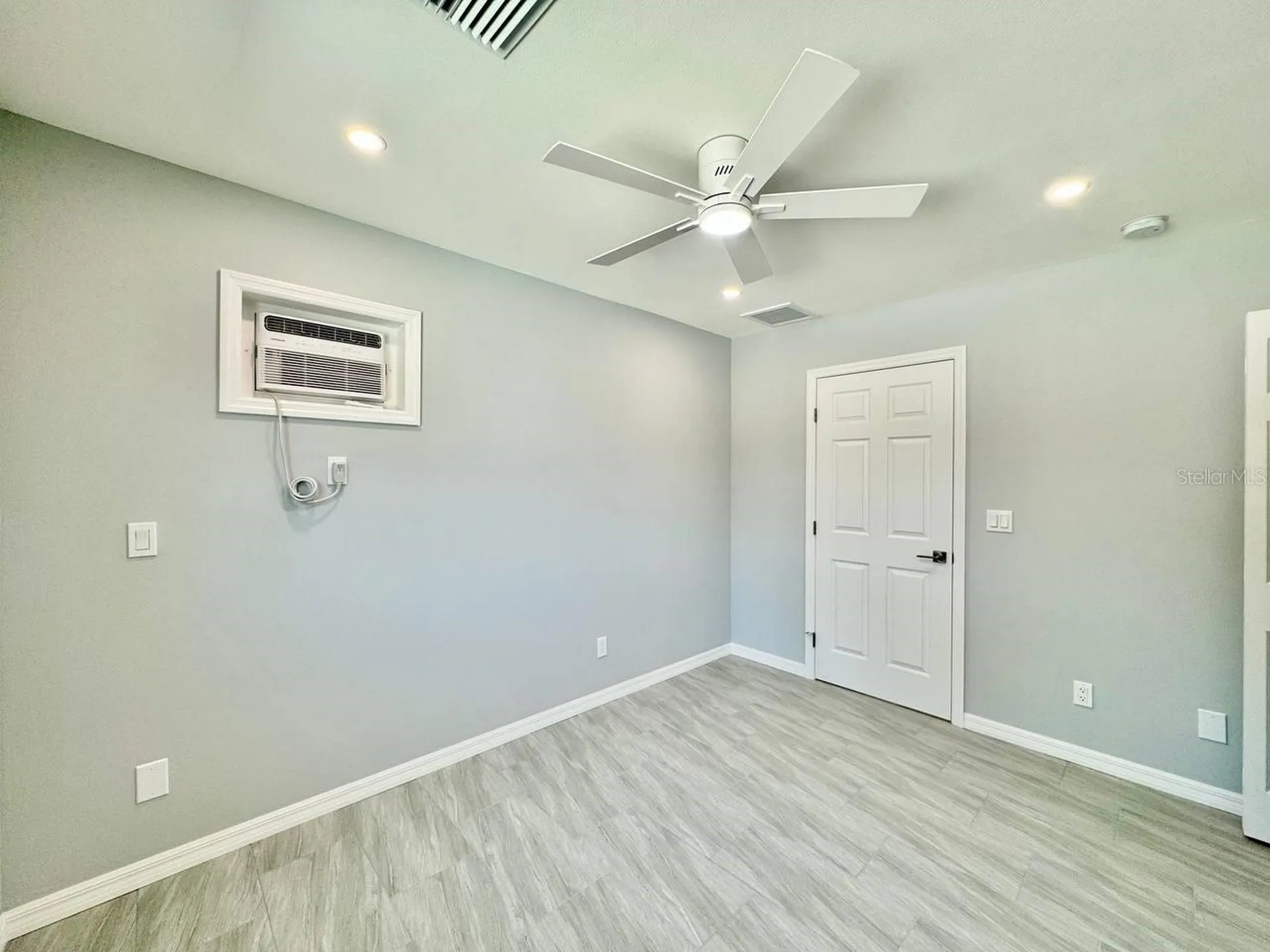 4306 Porpoise Drive Tampa FL 33617