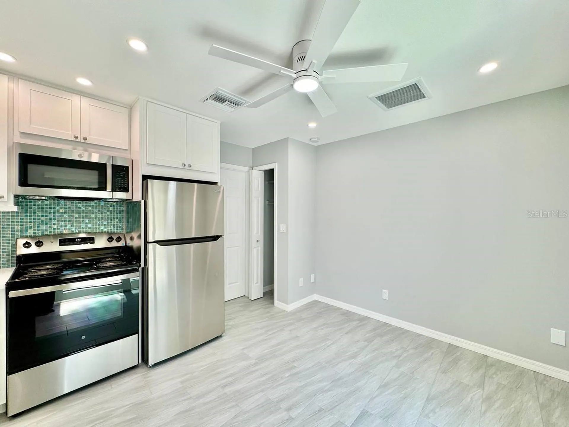 4306 Porpoise Drive Tampa FL 33617