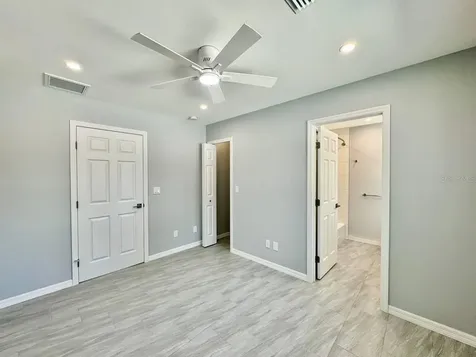 4306 Porpoise Drive Tampa FL 33617