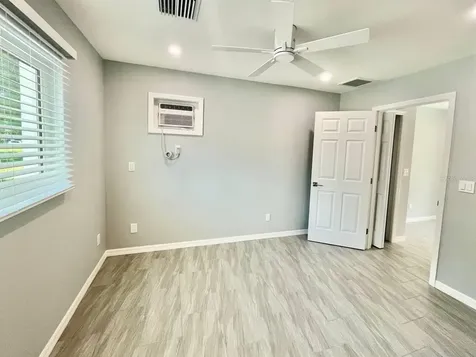 4306 Porpoise Drive Tampa FL 33617