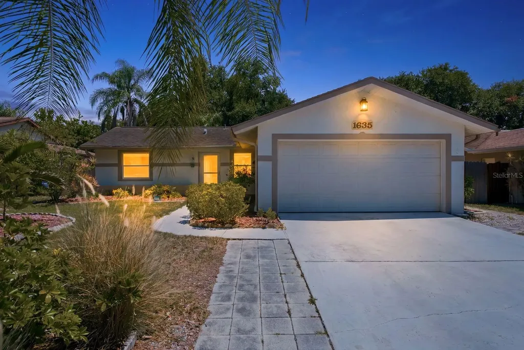 1635 Brandywine Way Dunedin FL 34698