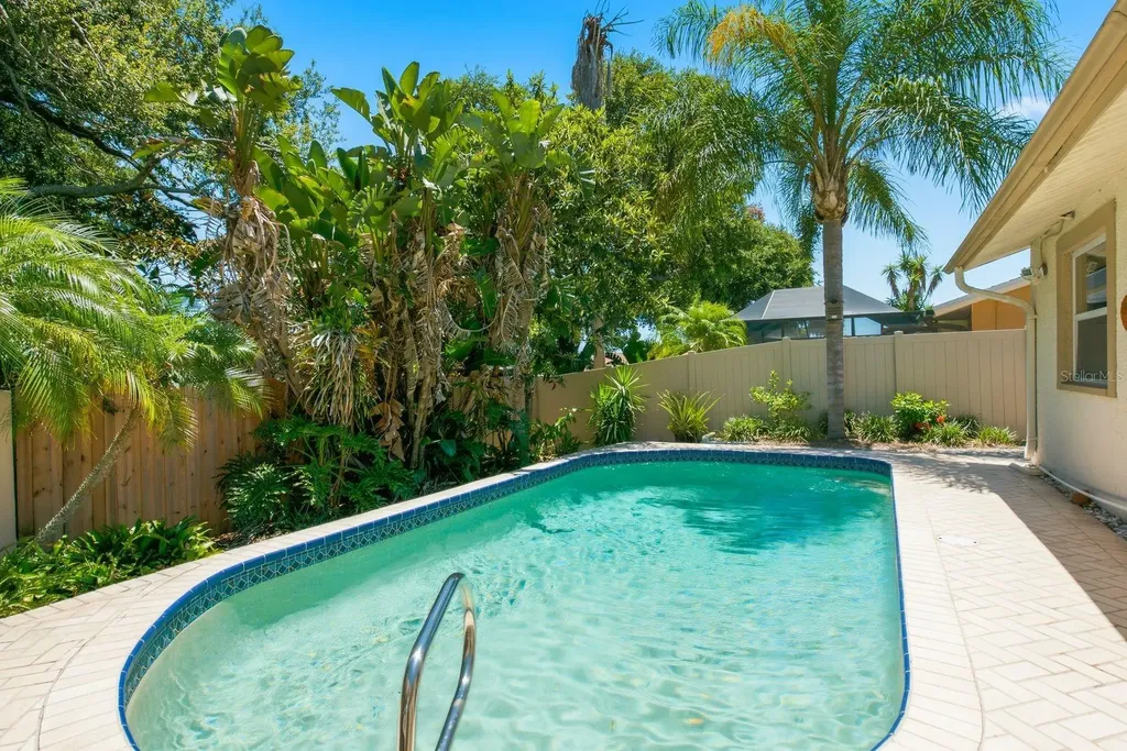 1635 Brandywine Way Dunedin FL 34698