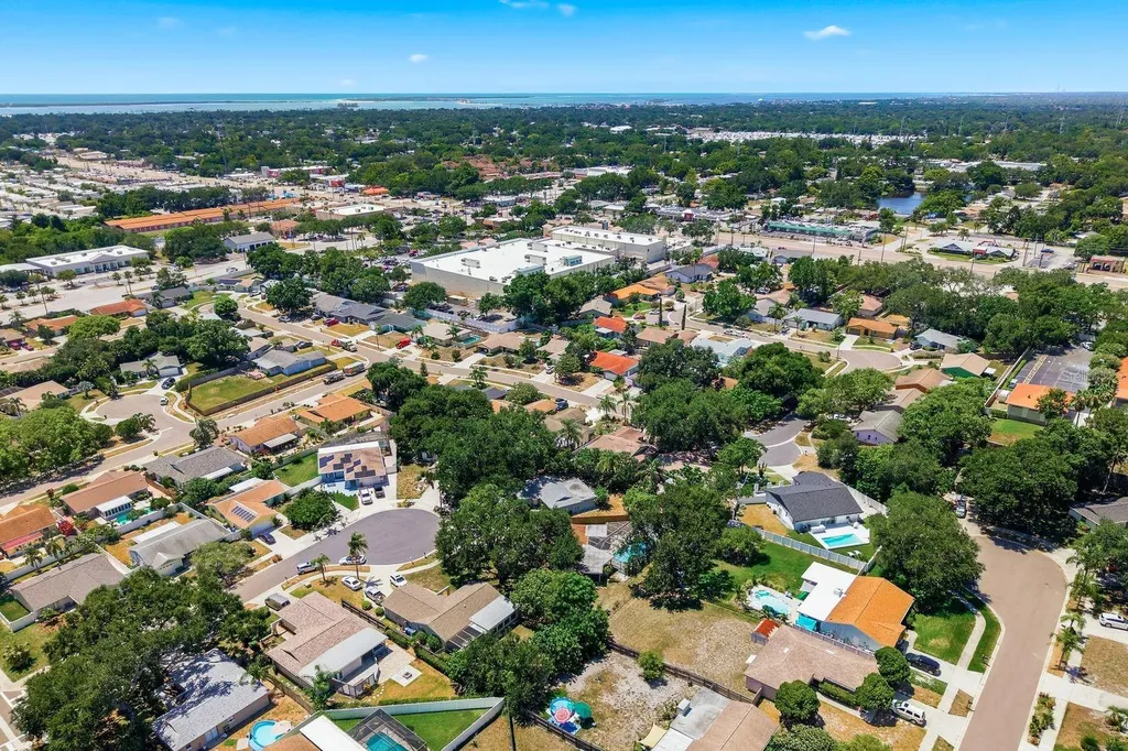 1635 Brandywine Way Dunedin FL 34698