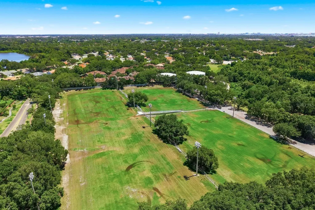 1635 Brandywine Way Dunedin FL 34698