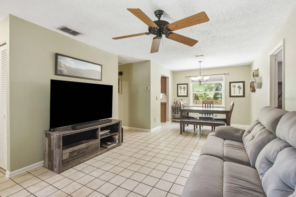 1635 Brandywine Way Dunedin FL 34698