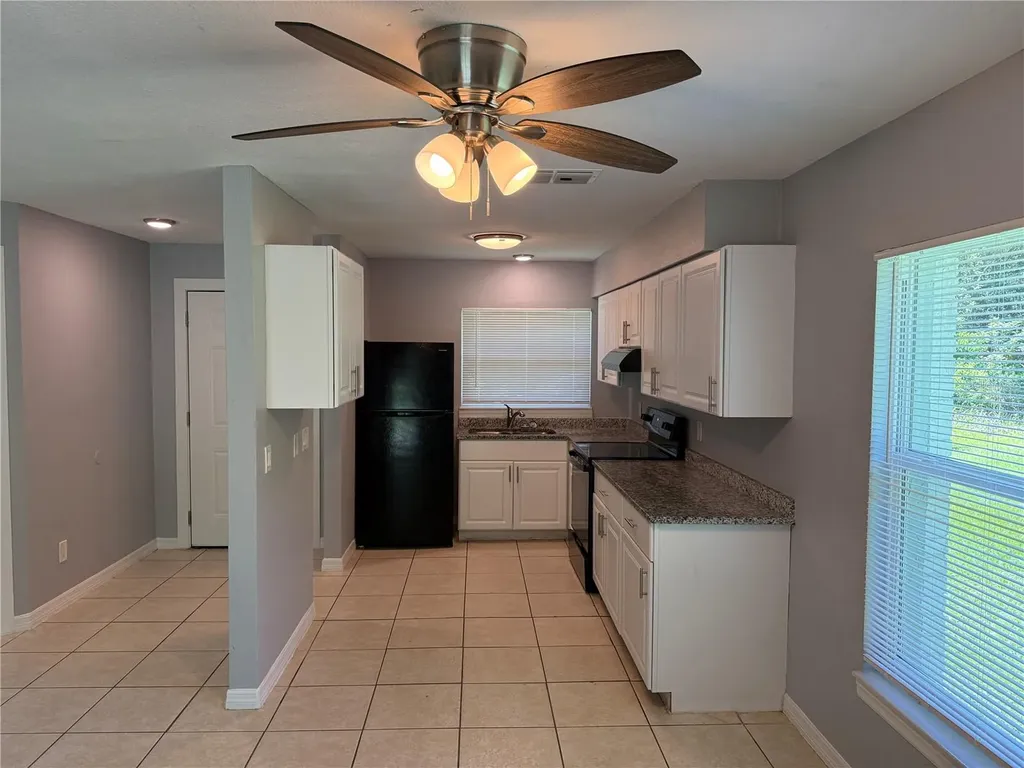712 Parkwood Avenue Groveland FL 34736
