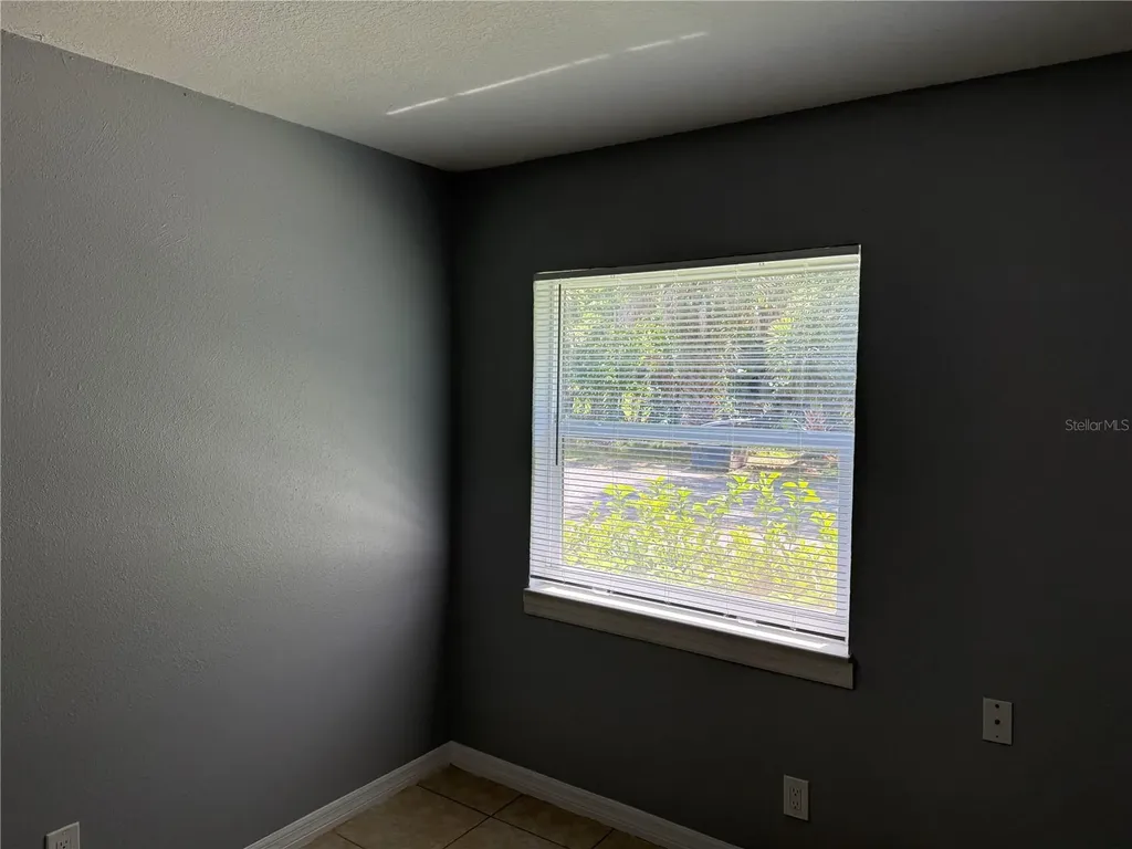712 Parkwood Avenue Groveland FL 34736