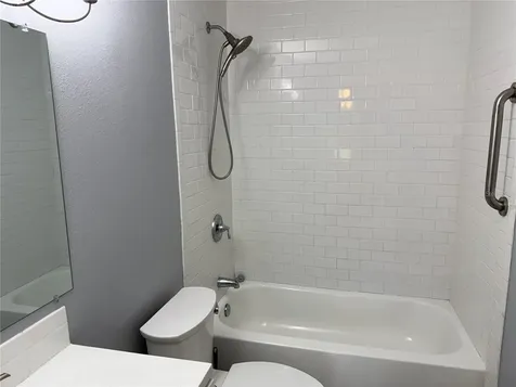 712 Parkwood Avenue Groveland FL 34736