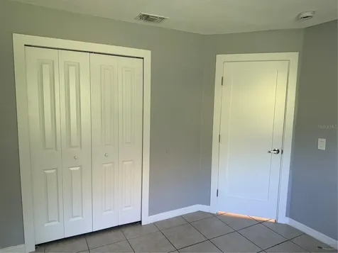 712 Parkwood Avenue Groveland FL 34736