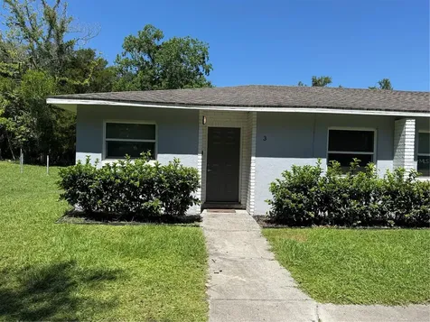 712 Parkwood Avenue Groveland FL 34736
