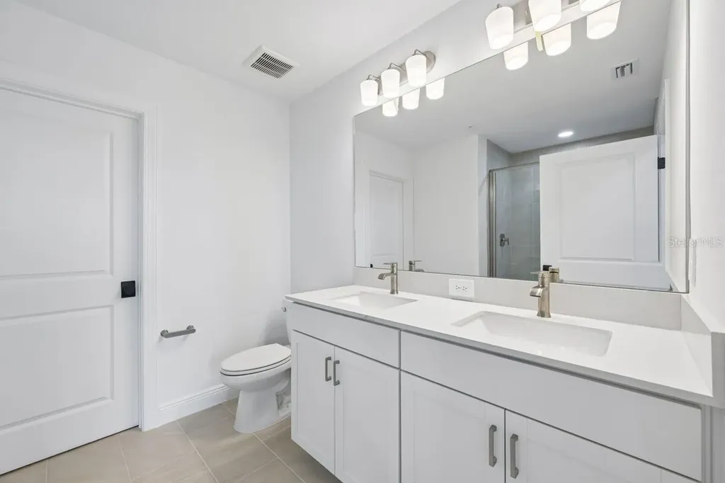 17712 Broadleaf Loop Venice FL 34293