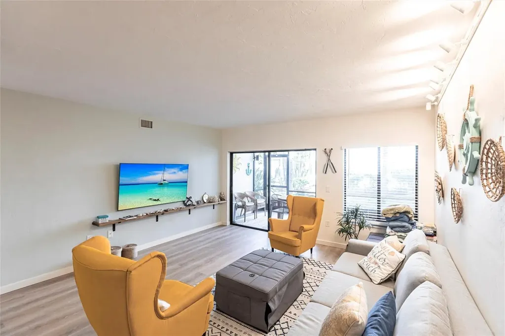 2955 N Beach Road Englewood FL 34223