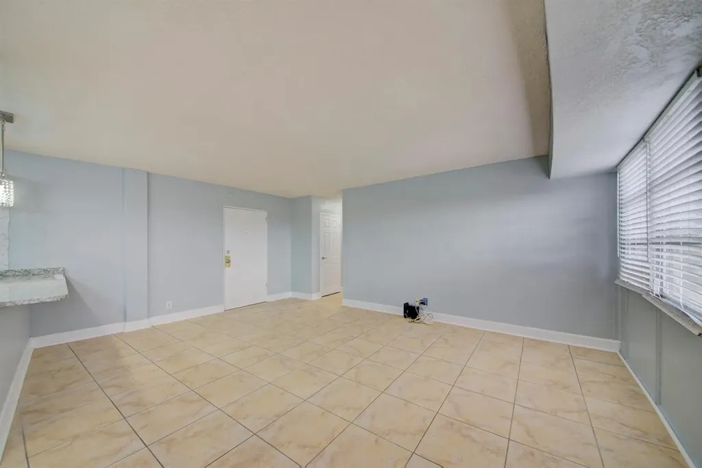 3315 58th Avenue S St Petersburg FL 33712