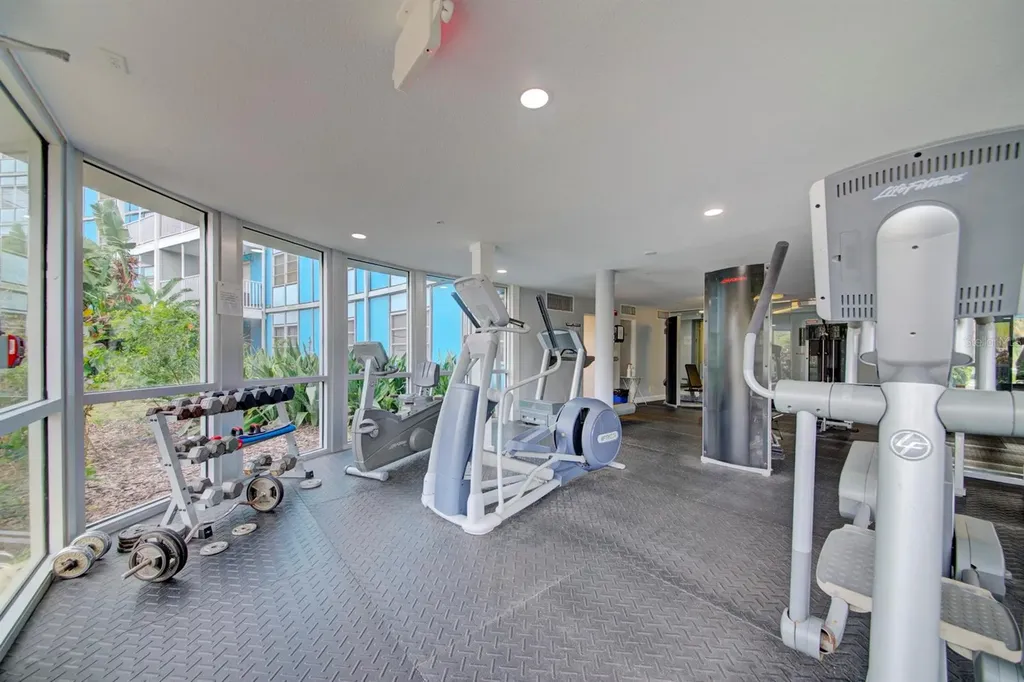 3315 58th Avenue S St Petersburg FL 33712