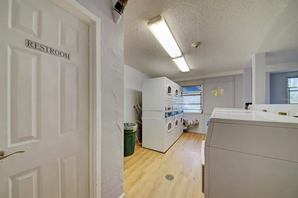 3315 58th Avenue S St Petersburg FL 33712