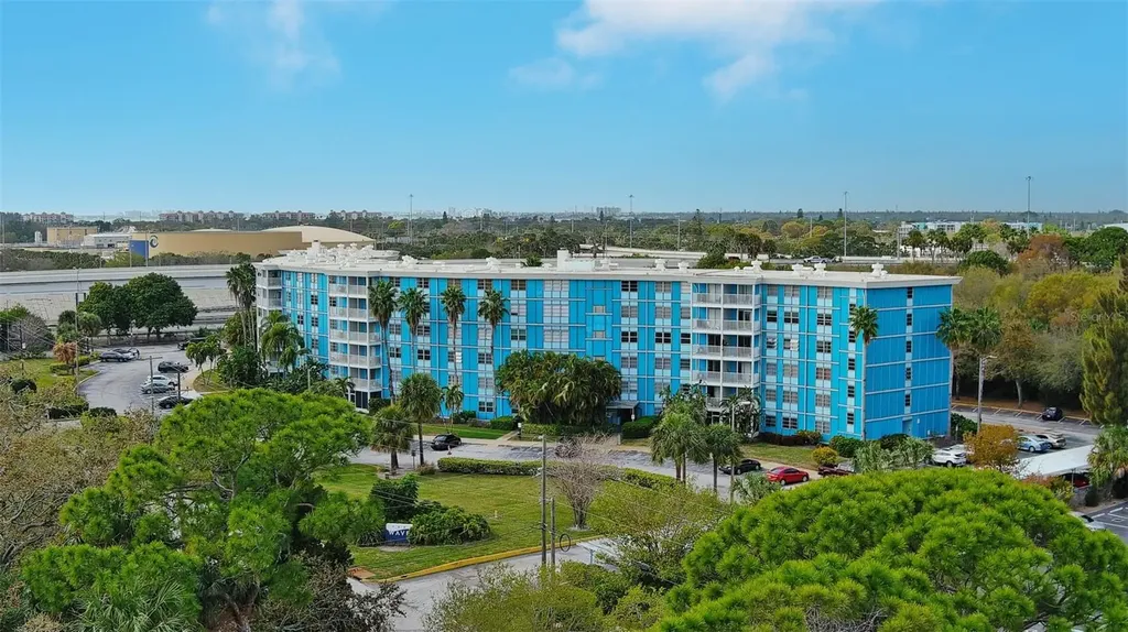 3315 58th Avenue S St Petersburg FL 33712