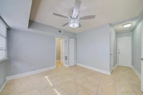 3315 58th Avenue S St Petersburg FL 33712