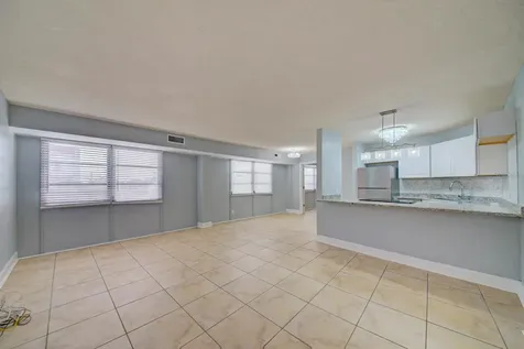 3315 58th Avenue S St Petersburg FL 33712